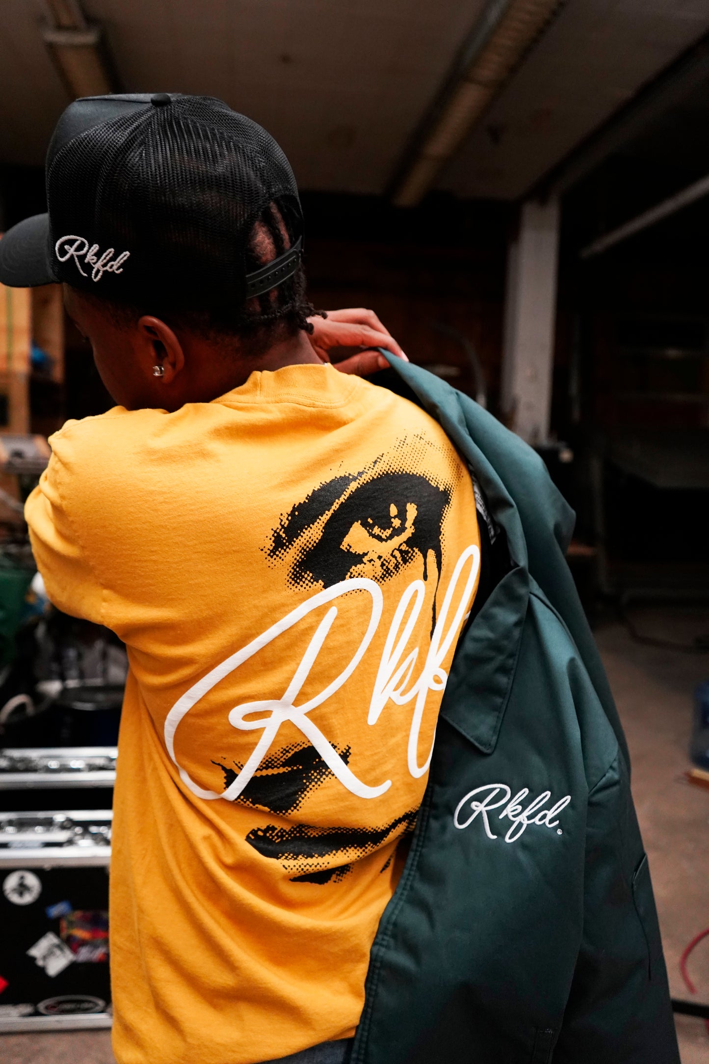 Eye Script (Mustard)